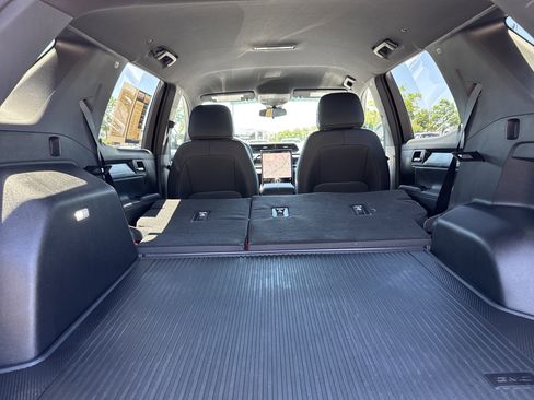 Used 2026 GMC Terrain Elevation w/ Elevation Premium Package FWD image 33