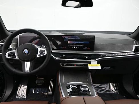 New 2026 BMW X5 xDrive40i w/ M Sport Package image 14