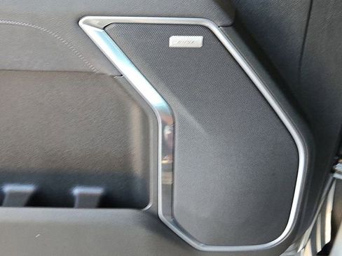 Certified 2025 Chevrolet Silverado 2500 LTZ w/ LTZ Convenience Package image 21