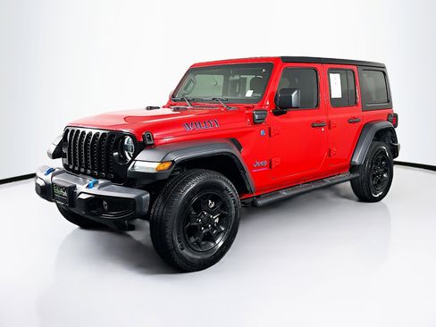 Used 2023 Jeep Wrangler Unlimited image 3
