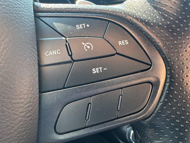 Used 2023 Dodge Durango GT AWD/4WD image 17