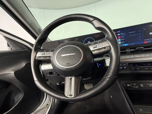 Used 2024 Hyundai Kona SEL FWD image 14
