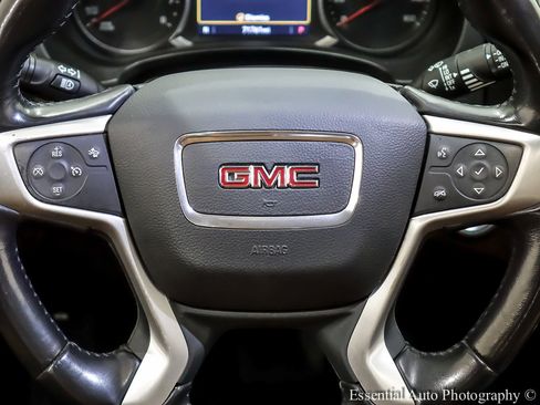 Used 2020 GMC Terrain SLT image 17