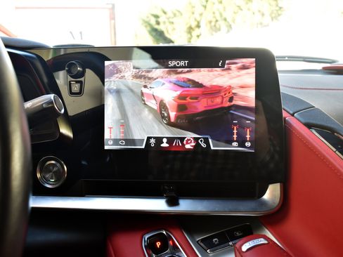 Used 2024 Chevrolet Corvette Stingray Preferred Cpe w/ 2LT image 33