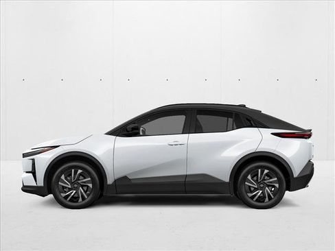 New 2026 Toyota C-HR AWD/4WD image 2