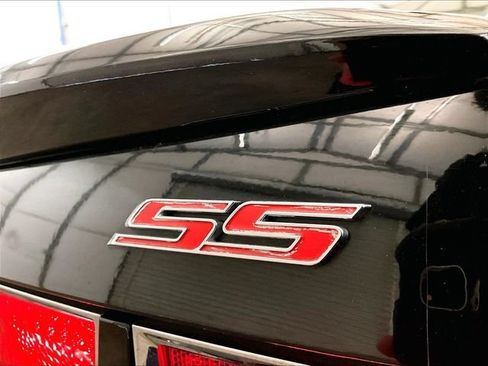 Used 2010 Chevrolet Camaro SS w/ RS Package RWD image 13