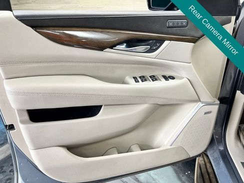Used 2019 Cadillac Escalade Premium Luxury w/ Escalade Sport Edition AWD/4WD image 26