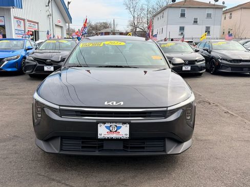 Used 2025 Kia K4 image 3