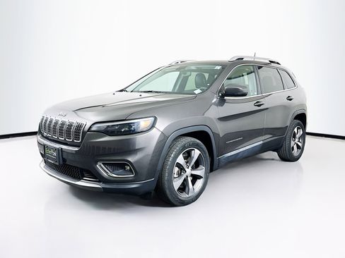 Used 2019 Jeep Cherokee Limited image 3