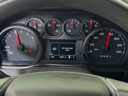 Used 2023 Chevrolet Silverado 1500 Custom image 15