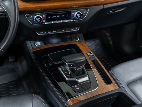 Used 2022 Audi Q5 2.0T Premium Plus image 21