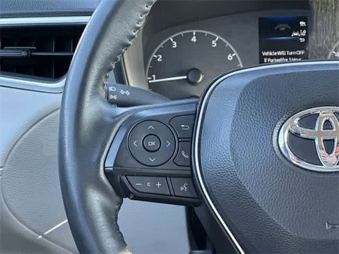 Used 2024 Toyota Corolla Cross LE image 8