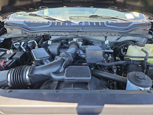 Used 2022 Ford F250 XL w/ Power Equipment Group AWD/4WD image 29