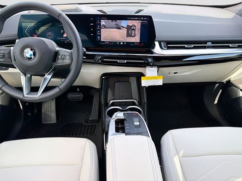 New 2026 BMW X1 xDrive28i w/ Technology Package AWD/4WD image 18