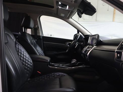 Used 2023 Kia Sorento SX Prestige AWD/4WD image 10