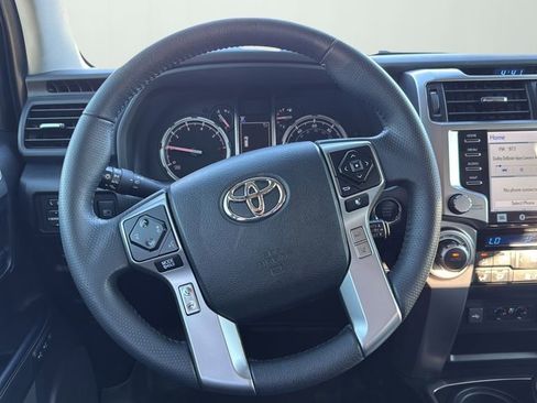 Used 2021 Toyota 4Runner Limited image 9