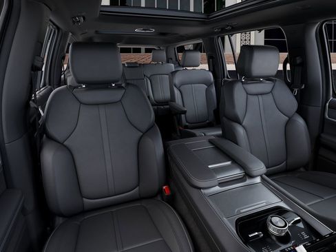 New 2026 Jeep Grand Wagoneer Limited AWD/4WD image 16