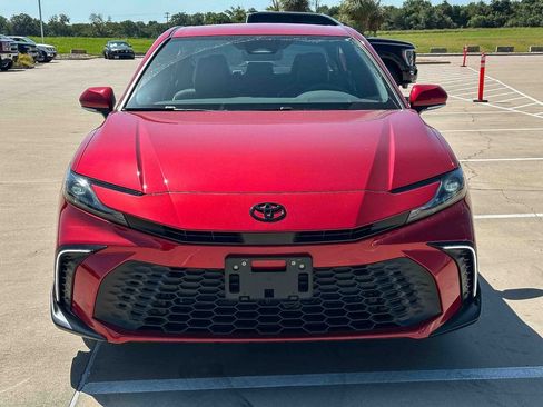 Certified 2026 Toyota Camry SE w/ Convenience Package FWD image 8