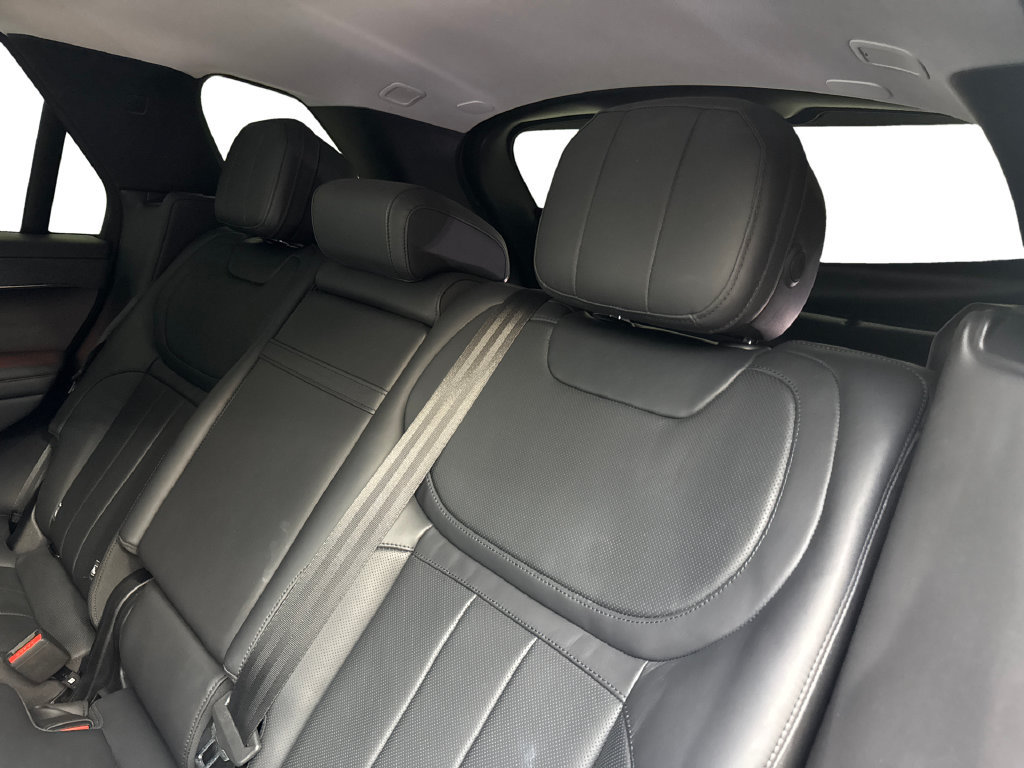 Used 2023 Land Rover Range Rover Sport SE AWD/4WD image 35