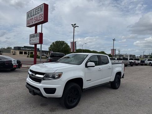 Used 2018 Chevrolet Colorado W/T w/ WT Convenience Package image 2