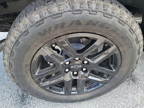 Used 2026 Chevrolet Silverado 1500 Custom w/ Turbomax Blackout Package AWD/4WD image 7