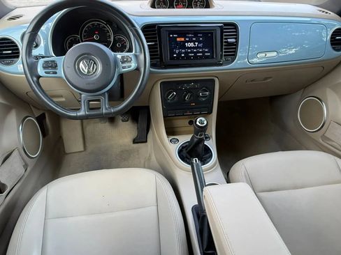 Used 2013 Volkswagen Beetle TDI FWD image 25