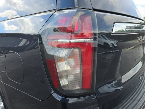 Used 2023 Chevrolet Suburban Premier image 37