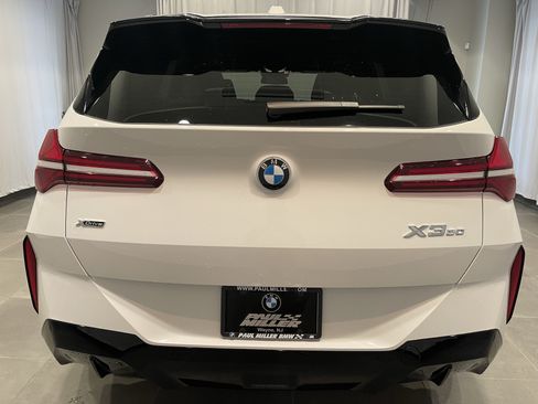 Used 2026 BMW X3 xDrive30i w/ Premium Package AWD/4WD image 5
