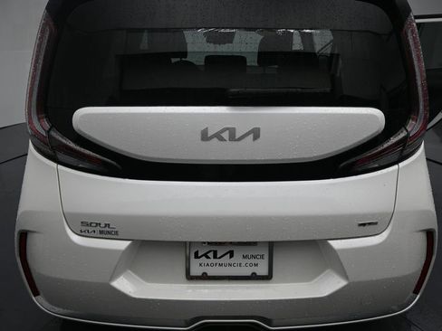 Certified 2023 Kia Soul GT-Line w/ GT-Line Technology Package FWD image 9