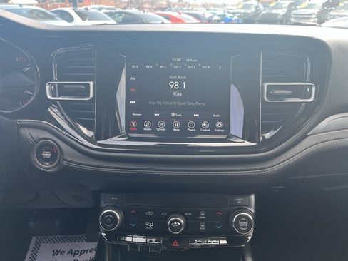 Used 2022 Dodge Durango SXT image 25