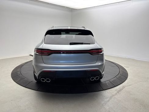 Certified 2023 Porsche Macan AWD/4WD image 6