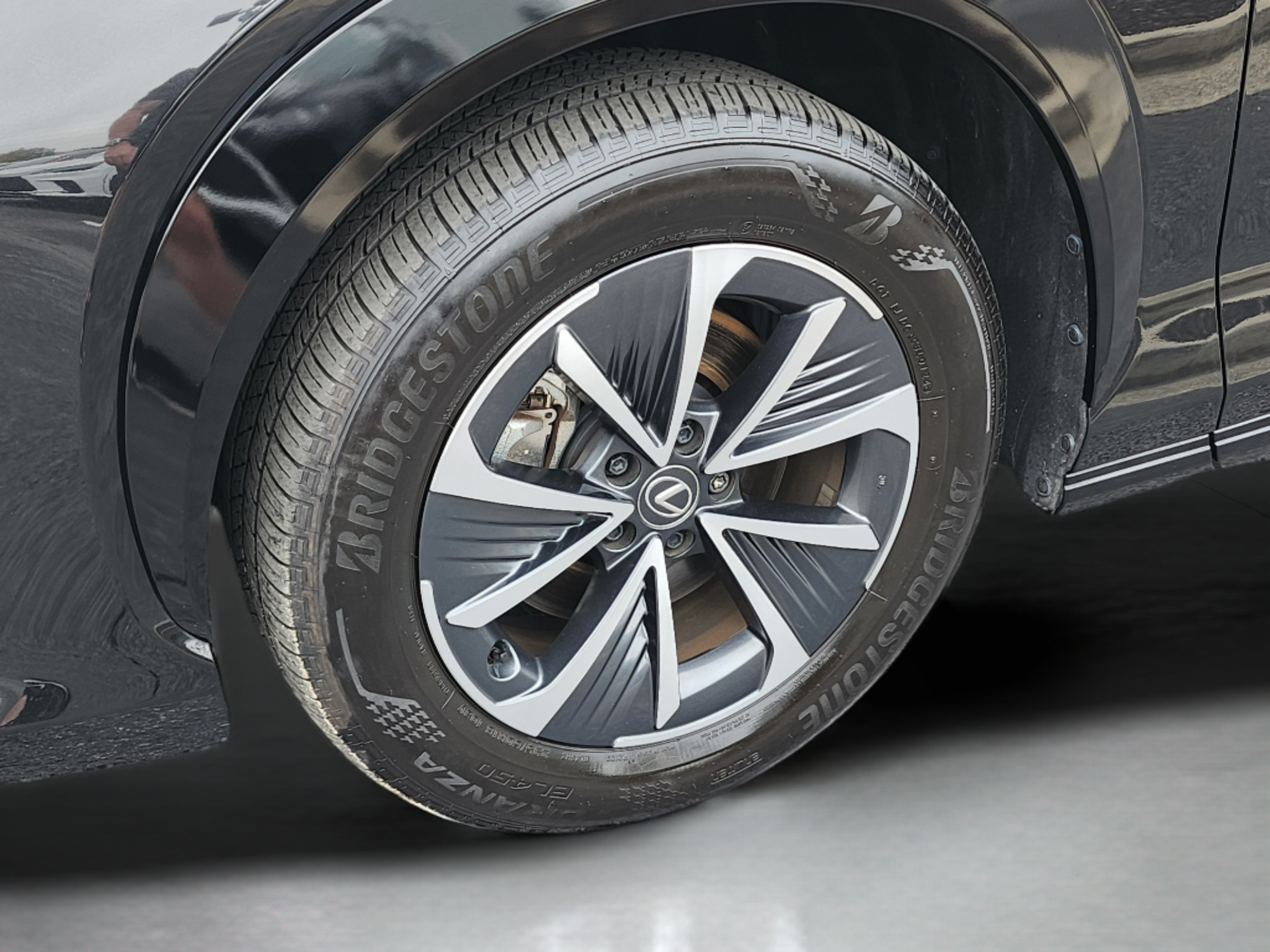 Certified 2024 Lexus RZ 300e Premium w/ Accessory Package (2T) FWD image 10