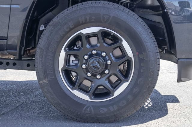 Used 2026 RAM 2500 Laramie AWD/4WD image 11