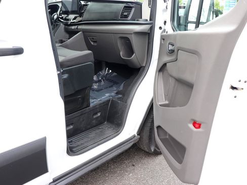 Used 2025 Ford Transit 350 XLT RWD image 14
