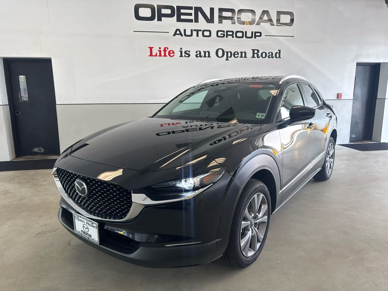 Certified 2025 MAZDA CX-30 AWD 2.5 S w/ Preferred Package image 2