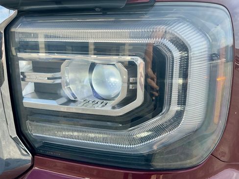 Used 2017 GMC Sierra 1500 Denali w/ Denali Ultimate Package image 6