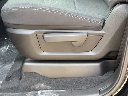 New 2026 RAM 3500 Tradesman AWD/4WD image 13