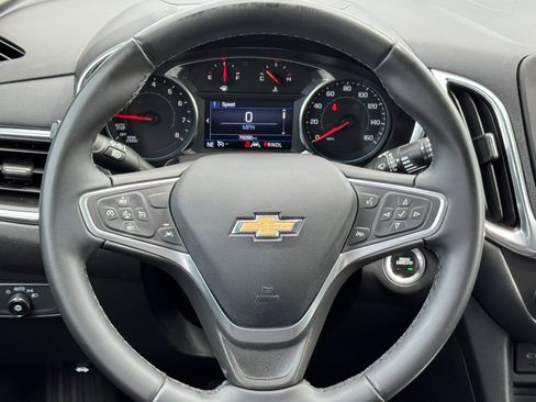 Used 2023 Chevrolet Equinox LT w/ Driver Convenience Package image 13