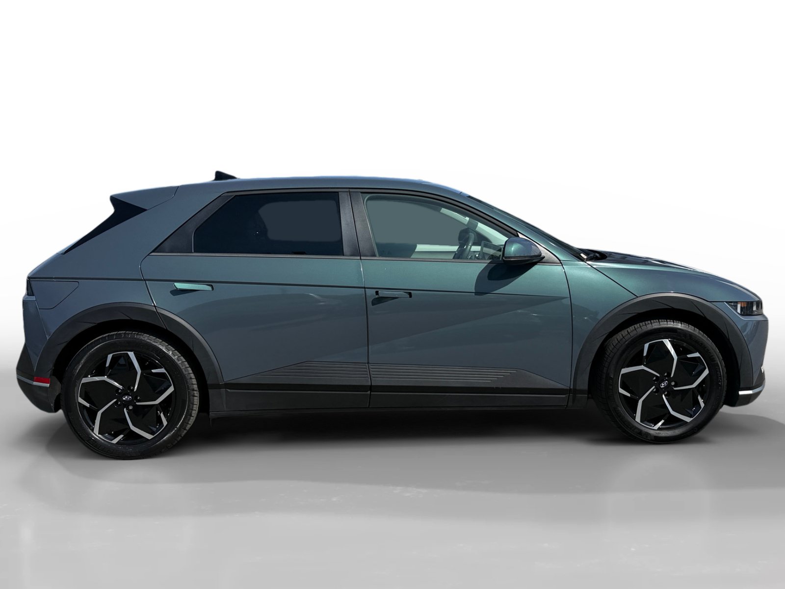 Certified 2024 Hyundai Ioniq 5 SEL RWD image 6