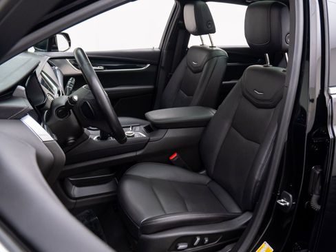 Used 2023 Cadillac XT5 Premium Luxury w/ Technology Package image 22