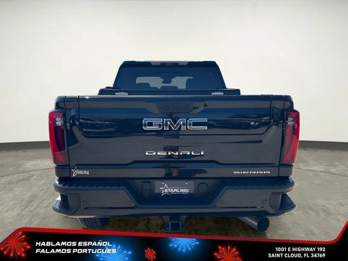 Used 2025 GMC Sierra 2500 Denali Ultimate w/ Max Trailering Package AWD/4WD image 4