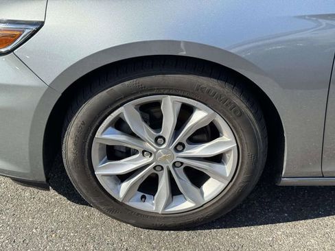 Used 2023 Chevrolet Malibu LT FWD image 16