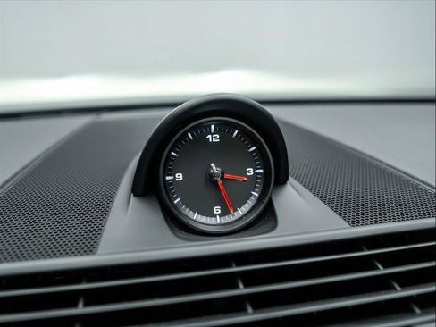 Used 2023 Porsche Panamera Platinum Edition RWD image 34
