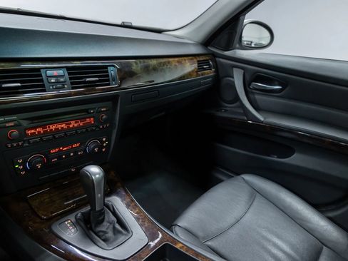 Used 2006 BMW 325xi Wagon image 28