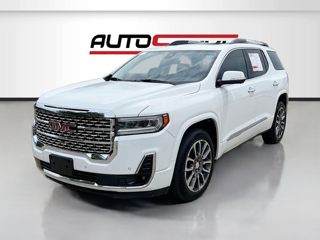 Used 2022 GMC Acadia Denali w/ Denali Ultimate Package FWD image 3