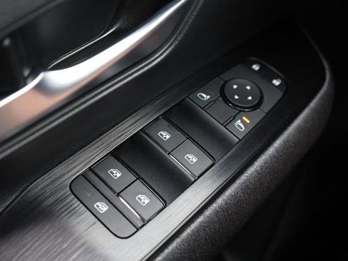 New 2026 Nissan Kicks SV FWD image 18