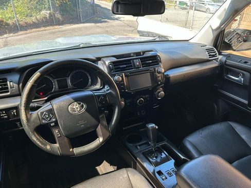 Used 2015 Toyota 4Runner Trail Premium AWD/4WD image 14