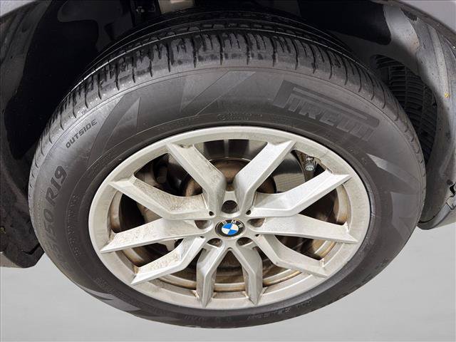 Used 2021 BMW X5 sDrive40i w/ Premium Package RWD image 14