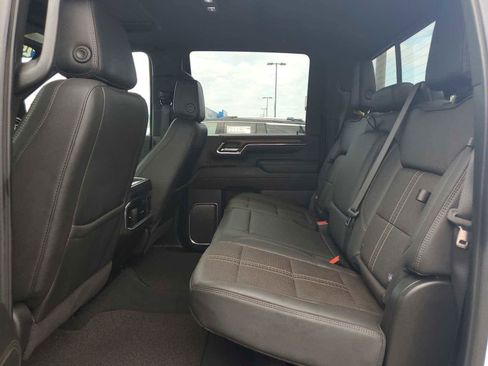 Certified 2024 Chevrolet Silverado 3500 High Country image 14