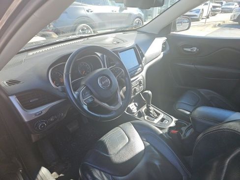 Used 2015 Jeep Cherokee Limited w/ Luxury Group image 12